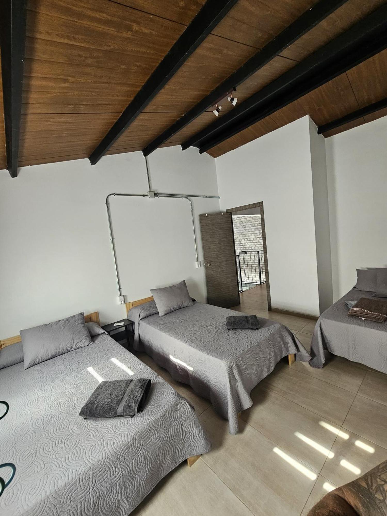 Alojamiento El Pez Casa Con Piscina Climatizada Villafranca de los Caballeros Экстерьер фото